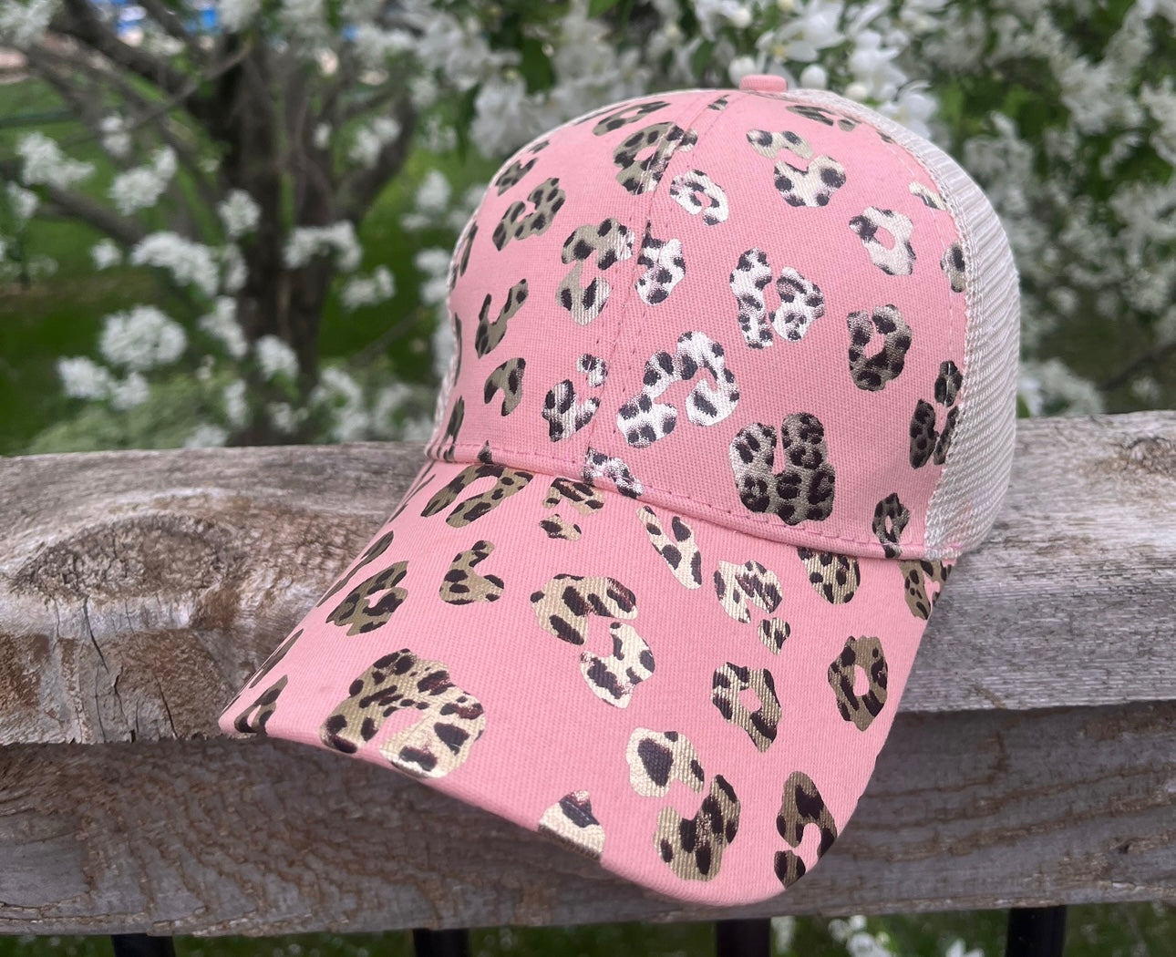 Leopard hat White black light cream or pink Metallic gray animal print foil Blank caps wholesale