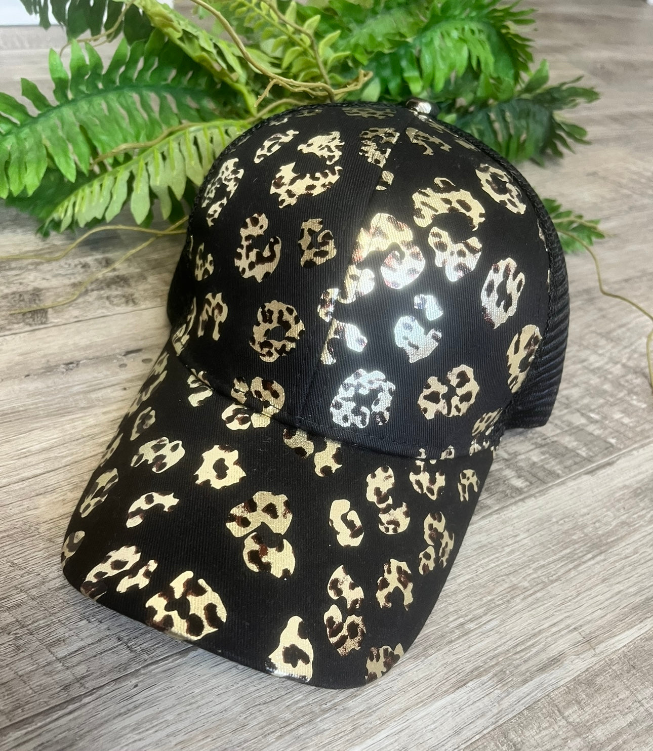 Leopard hat White black light cream or pink Metallic gray animal print foil Blank caps wholesale