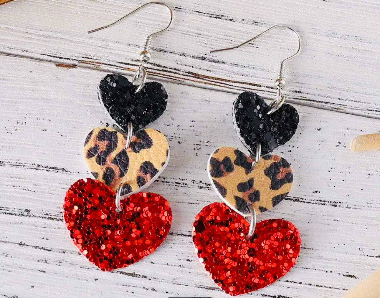 Valentine heart earrings Leopard print Red