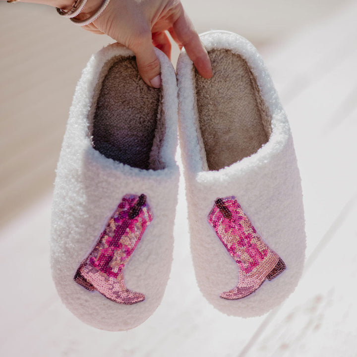 Softball smiley face slippers Unisex happy smile footwear Sports Softball moms Players Team Coach Tournament Girls Baseball Bows Checkered Pink lightning Leopard Mama Santa Reindeer Gingerbread Cowboy boots Cowboy hat