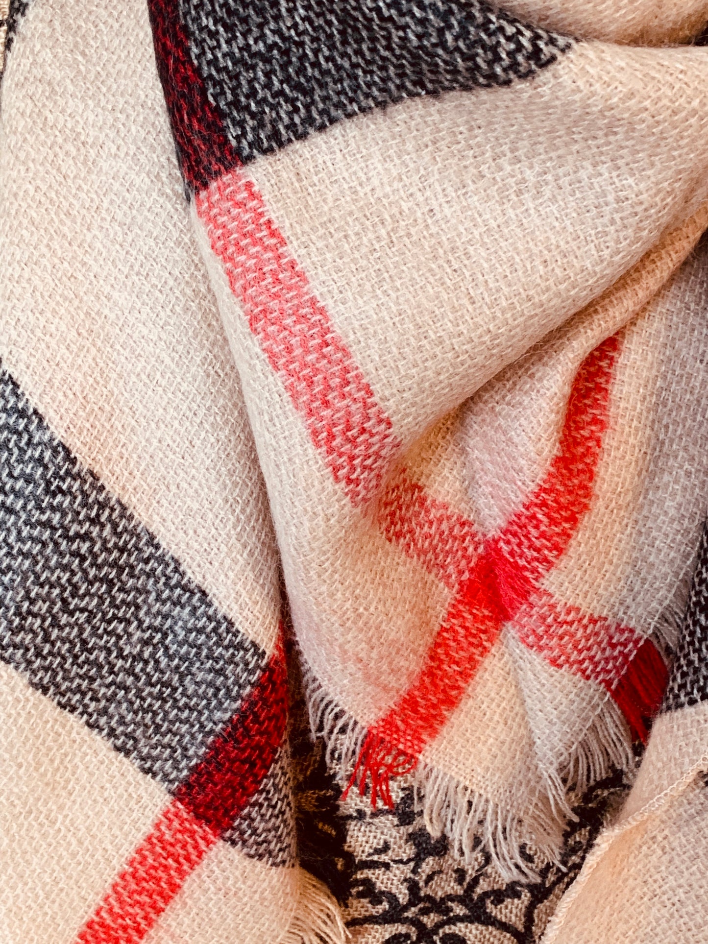 { Blanket scarf } Triangle shape. Not as large as the huge blanket scarves. - Stacy's Pink Martini Boutique