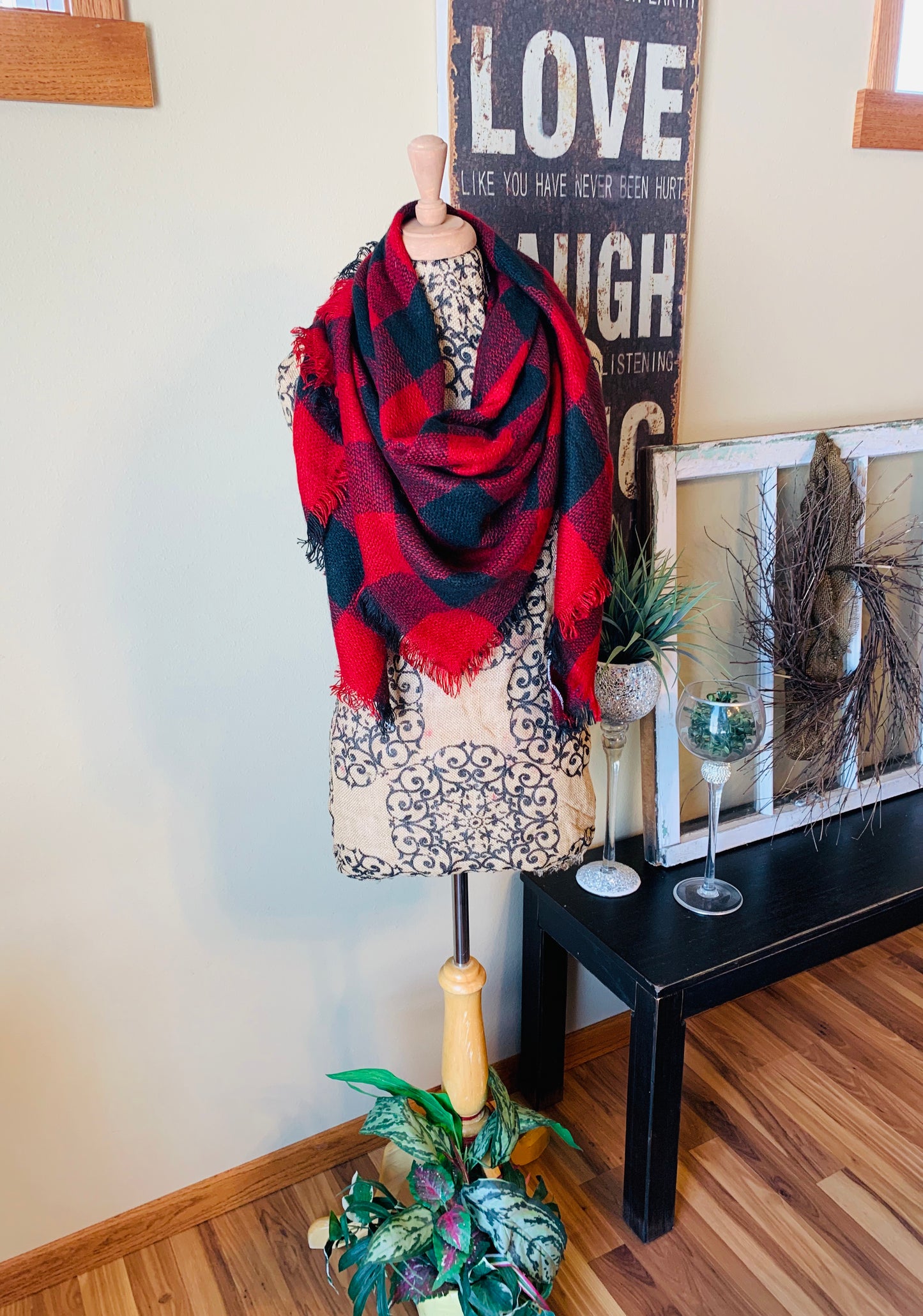 { Blanket scarf } Triangle shape. Not as large as the huge blanket scarves. - Stacy's Pink Martini Boutique