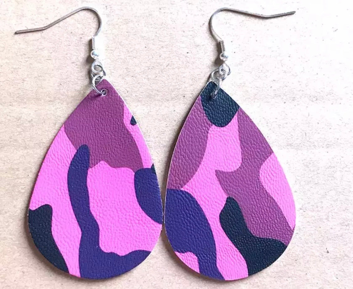 Earrings { Leather } Football. Buffalo plaid. Glitter. Basketball. Baseball. Volleyball. Paisley. Floral. Leopard. Rainbow. Giraffe. $5 jewelry! - Stacy's Pink Martini Boutique