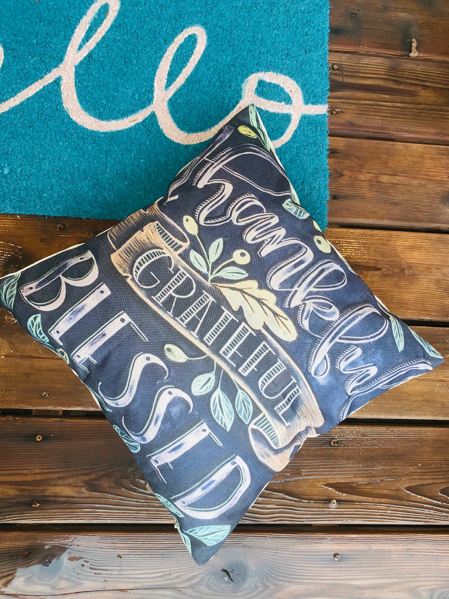 Pillows and pillowcases Thankful Grateful Blessed 17 x 17 - Stacy's Pink Martini Boutique
