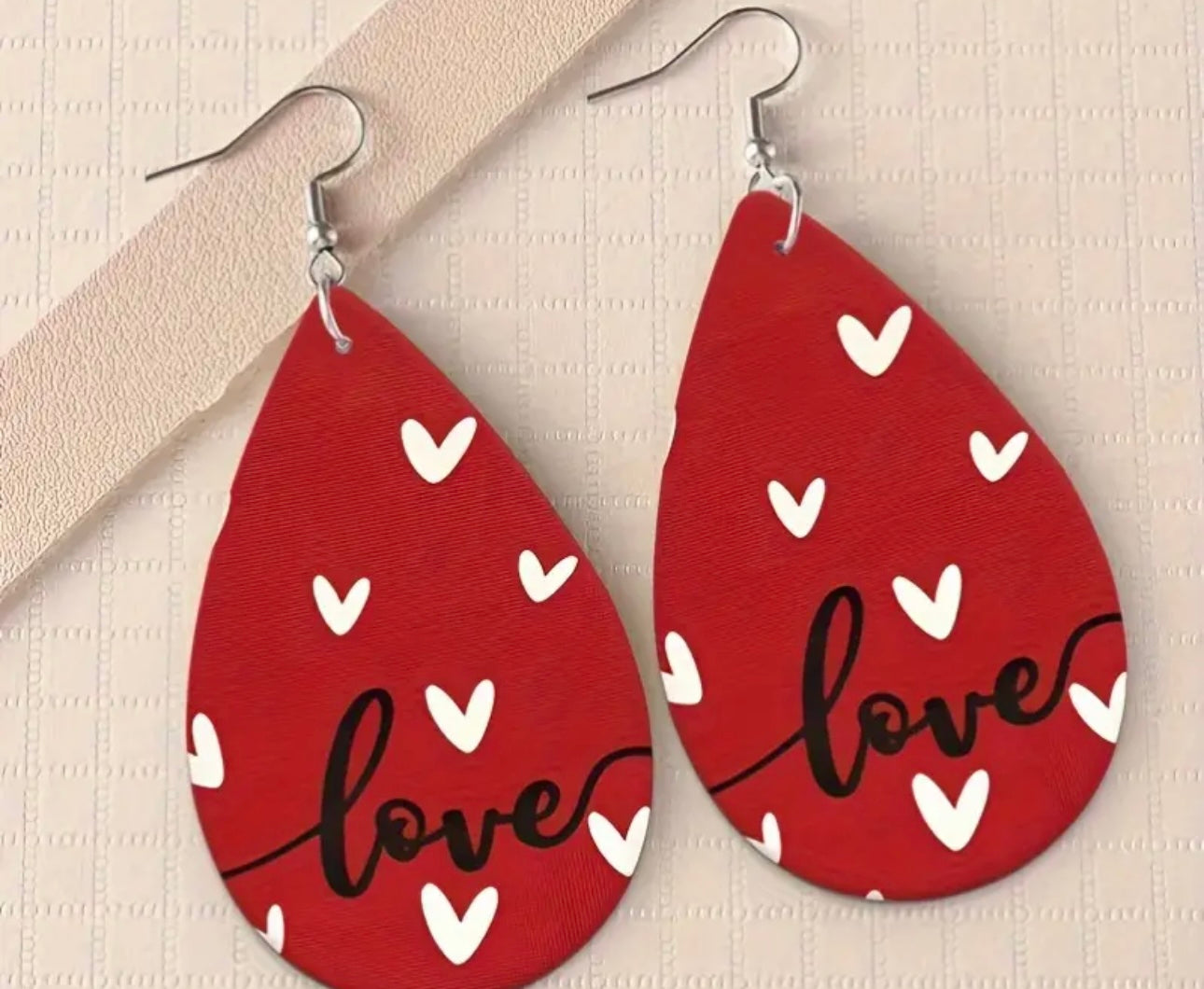 Valentine heart earrings Leopard print Red
