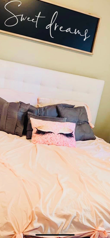 Pillows and pillowcases Eyelashes Mascara Hello gorgeous - Stacy's Pink Martini Boutique