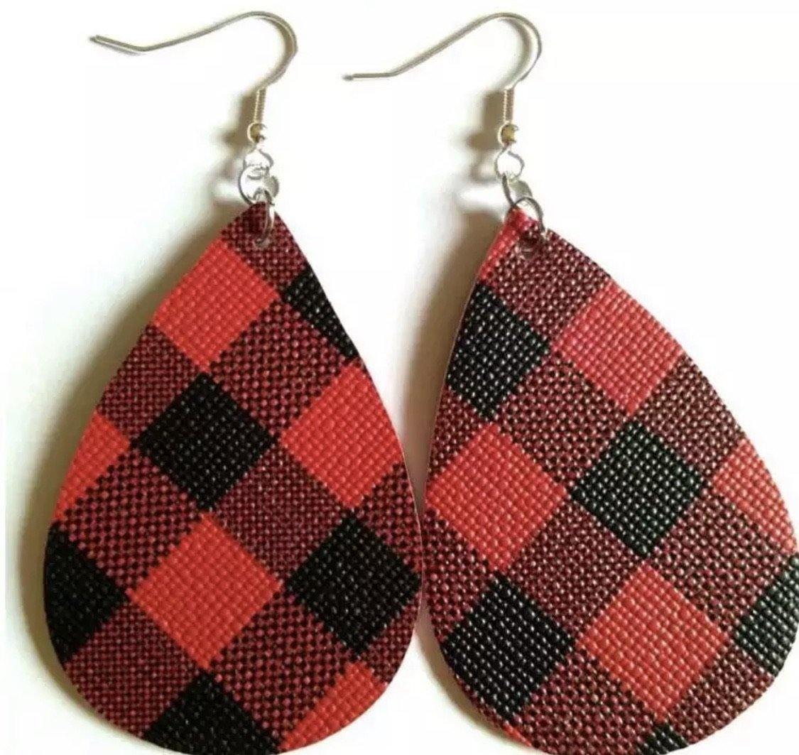 Wholesale. Earrings. { Plaid } Red and black it white and black. 12, 24, 36, 48, 60 - Stacy's Pink Martini Boutique