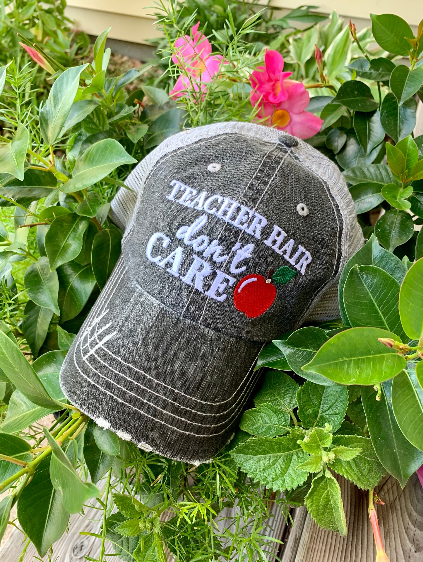 Teacher hats and socks Teacher hair dont care Gray distressed trucker cap  Apple Teach Inspire Socks - Stacy's Pink Martini Boutique