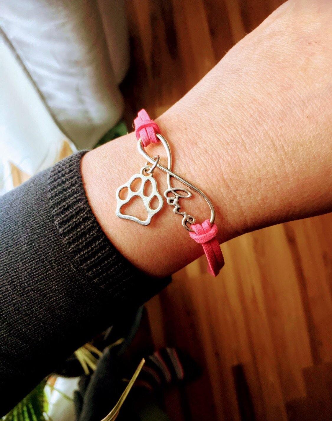Bracelet { Paw } Adjustable with extender. Assorted colors. - Stacy's Pink Martini Boutique