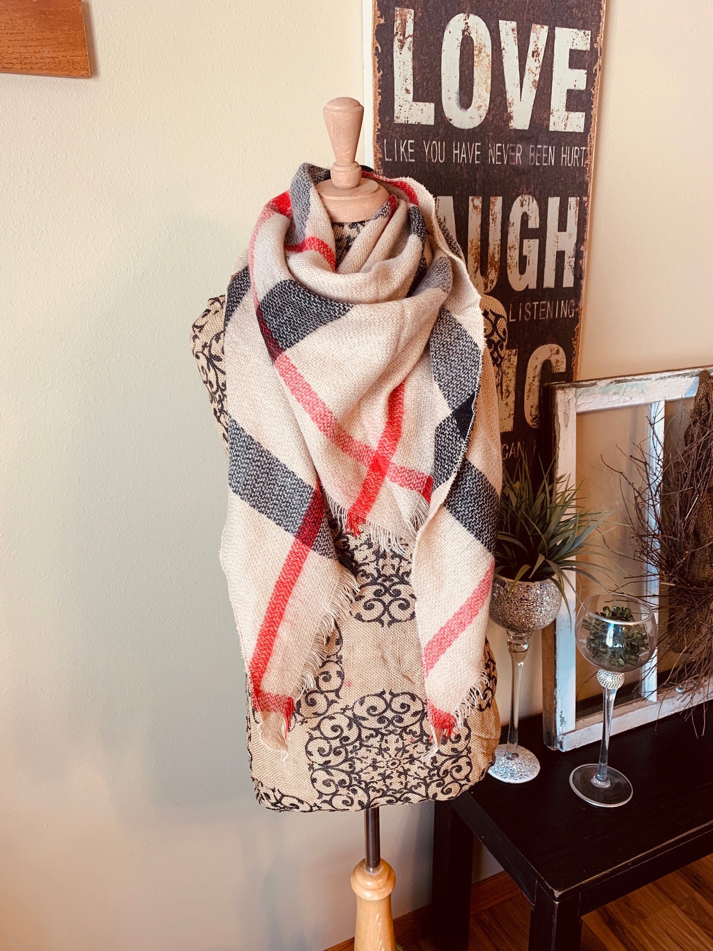 { Blanket scarf } Triangle shape. Not as large as the huge blanket scarves. - Stacy's Pink Martini Boutique