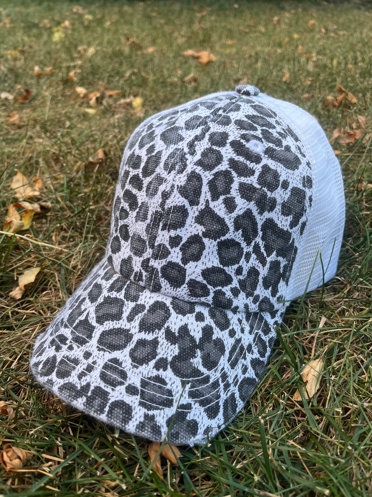 Hat blanks Distressed Leopard Solid Trucker caps