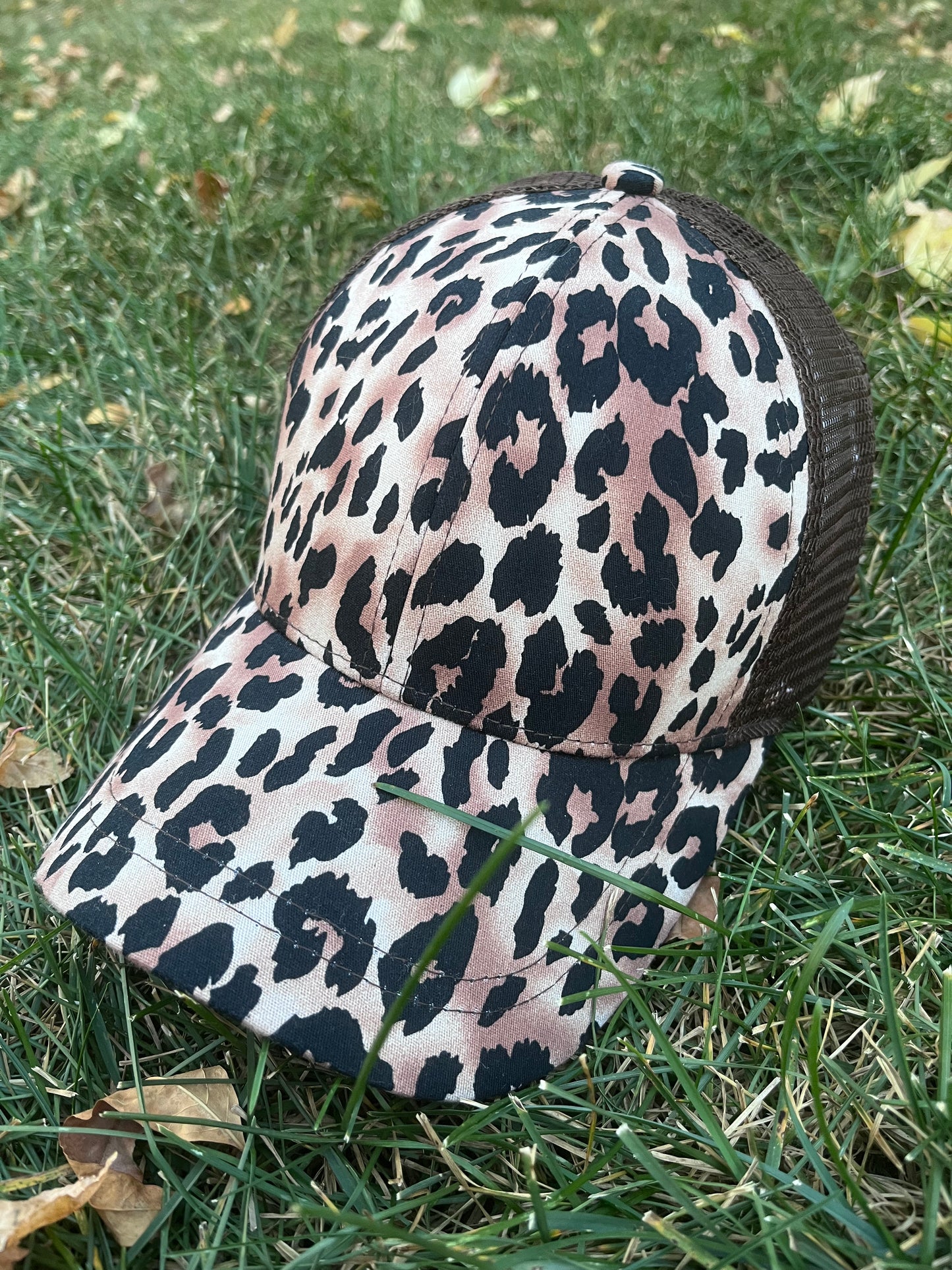 Hat blanks Distressed Leopard Solid Trucker caps