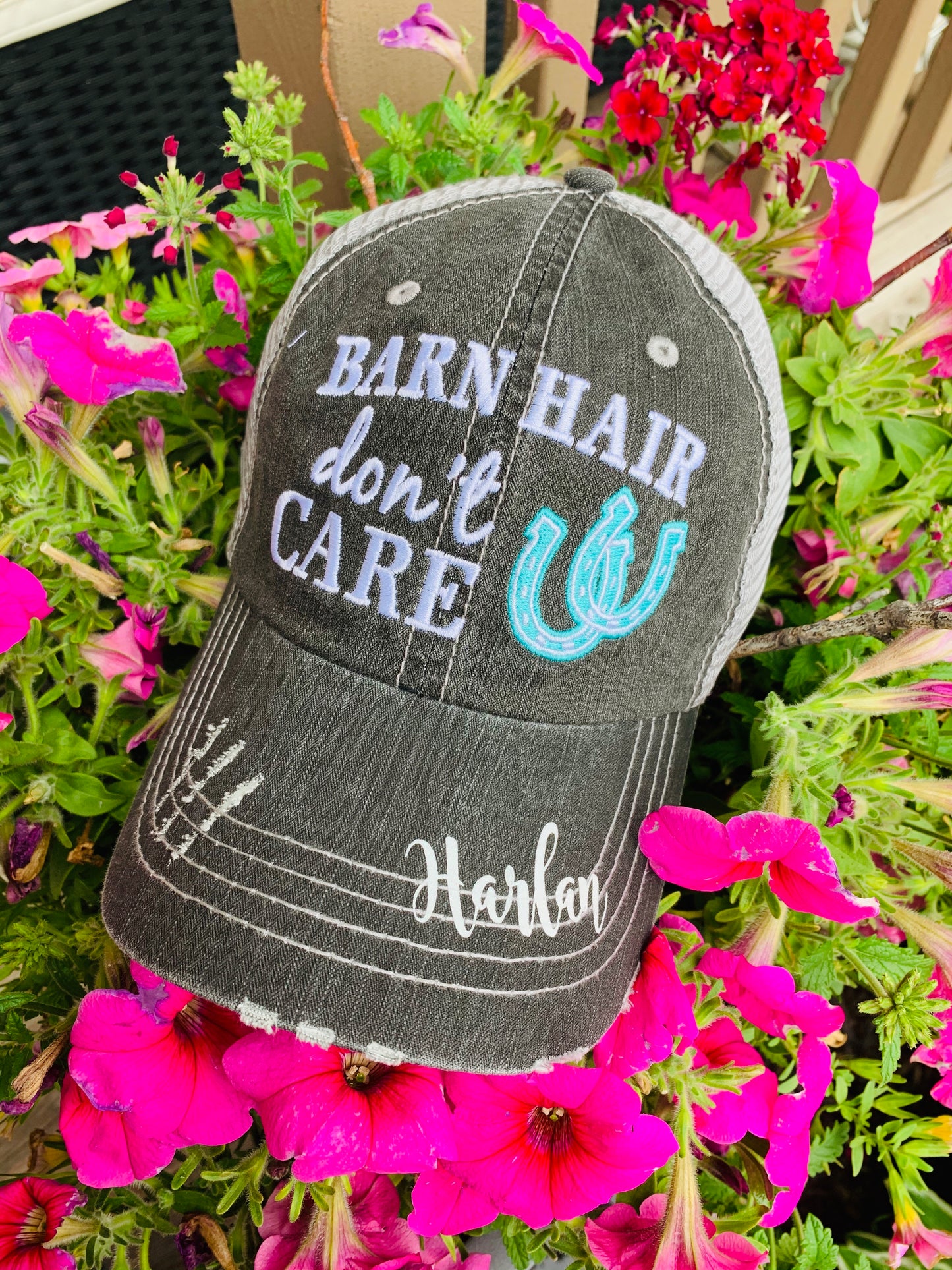 Hats and jewelry { Softball mom } See all styles! Customize by adding players names and numbers! - Stacy's Pink Martini Boutique